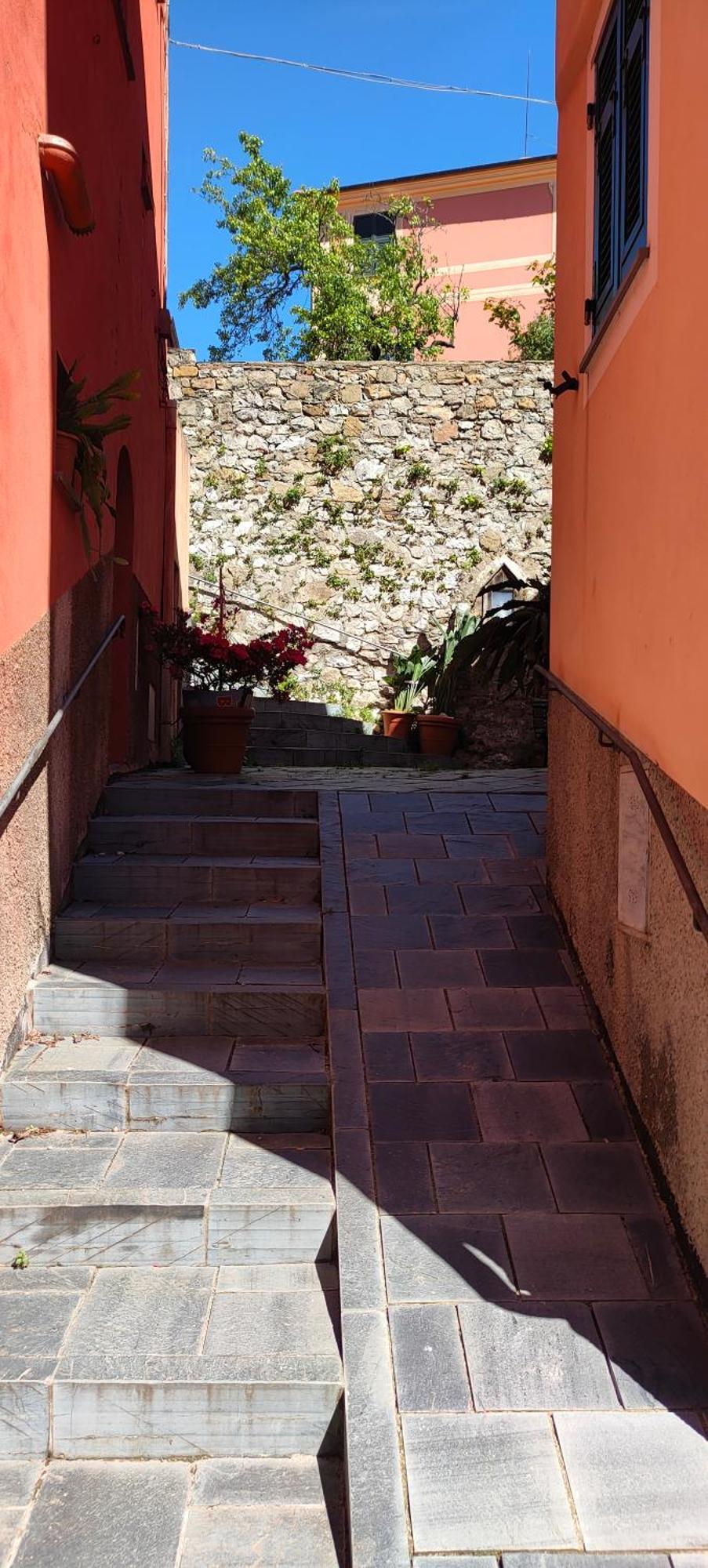 Holiday home Tra Le Cinque Terre, Camogli E Portofino Con Scorcio Mare All'orizzonte Castiglione Chiavarese